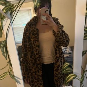 LEOPARD PRINT FAUX FUR JACKET